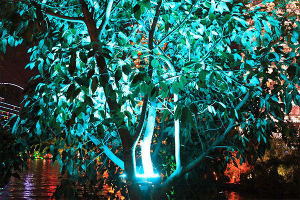 988pay钱包照明的RGB投光灯用在海内景观亮化项目